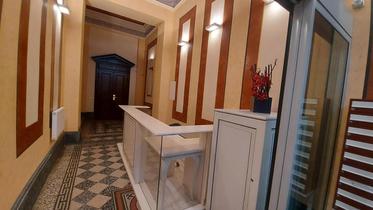 Quiet In Center Apartament
